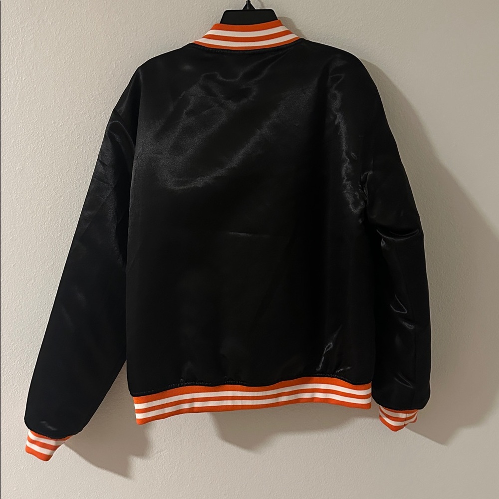 BoxLunch Dragon Ball Z Saiyans Bomber Jacket - Picture 5 of 5